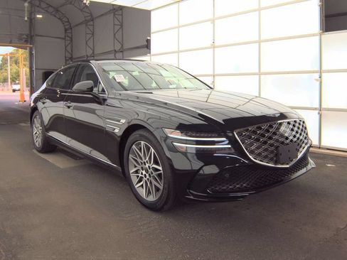 Used 2025 Genesis G80 2.5T AWD/4WD image 3