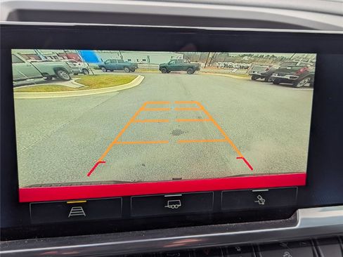 Used 2024 Chevrolet Silverado 1500 LT Trail Boss w/ Convenience Package II image 29