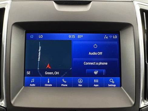 Used 2020 Ford Edge Titanium w/ Equipment Group 301A AWD/4WD image 25
