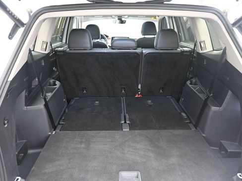 Used 2024 Volkswagen Atlas SE FWD image 24
