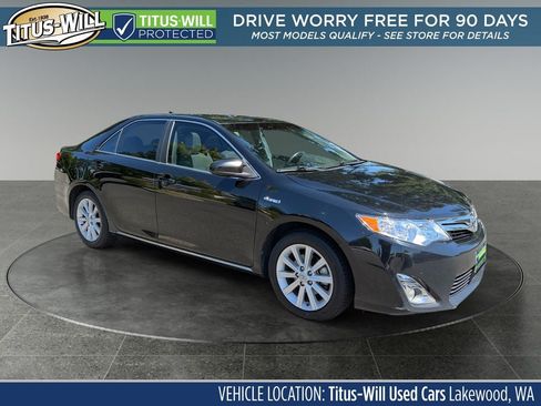 Used 2012 Toyota Camry XLE w/ Leather Pkg FWD image 1