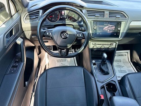 Used 2020 Volkswagen Tiguan SE R-Line image 15