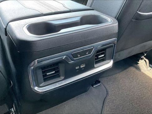 Used 2024 Chevrolet Silverado 1500 High Country w/ Technology Package AWD/4WD image 33