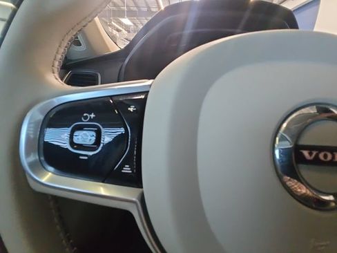 Used 2023 Volvo XC90 B5 Core w/ Protection Package Premier AWD/4WD image 20