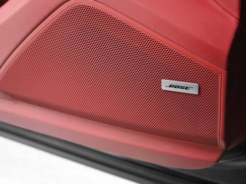 Used 2022 Porsche Cayenne image 17