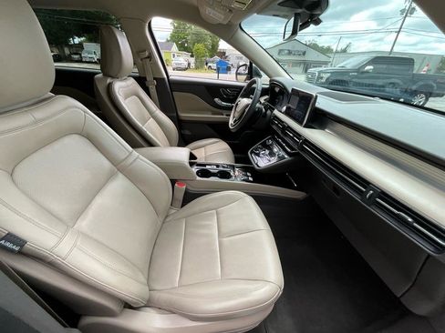 Used 2022 Lincoln Corsair FWD w/ Equipment Group 101A image 13