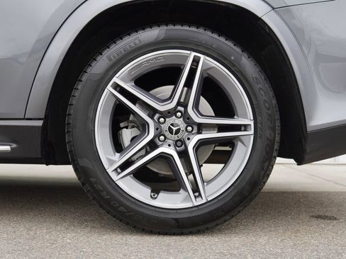 Used 2022 Mercedes-Benz GLS 450 4MATIC image 32