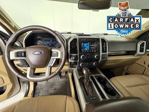 Used 2018 Ford F150 Lariat w/ Equipment Group 502A Luxury AWD/4WD image 8