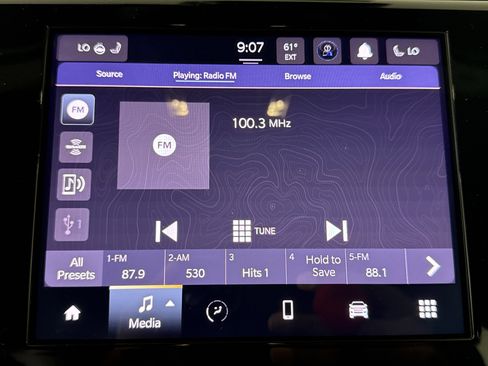 New 2025 Jeep Grand Cherokee Altitude image 21