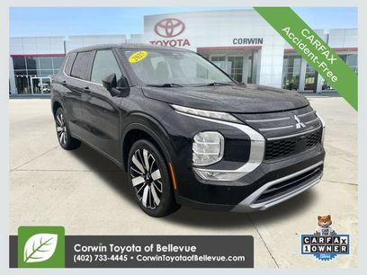 Used 2025 Mitsubishi Outlander SE