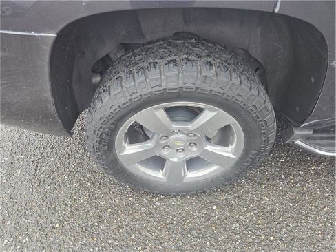 Used 2017 Chevrolet Tahoe Premier image 9