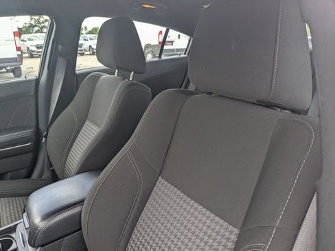Used 2023 Dodge Charger SXT RWD image 14