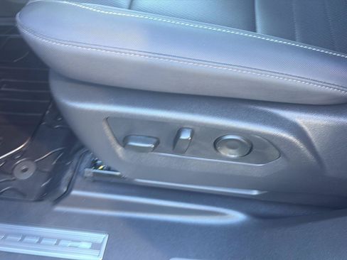 Used 2026 GMC Hummer EV SUV AWD/4WD image 13