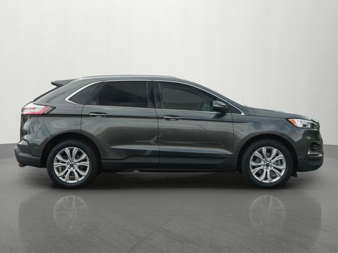 Used 2020 Ford Edge Titanium w/ Class II Trailer Tow Package AWD/4WD image 8