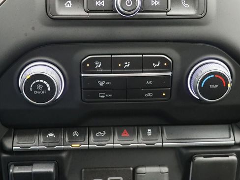 Used 2024 Chevrolet Silverado 1500 Custom w/ LPO, Dark Essentials Package image 26