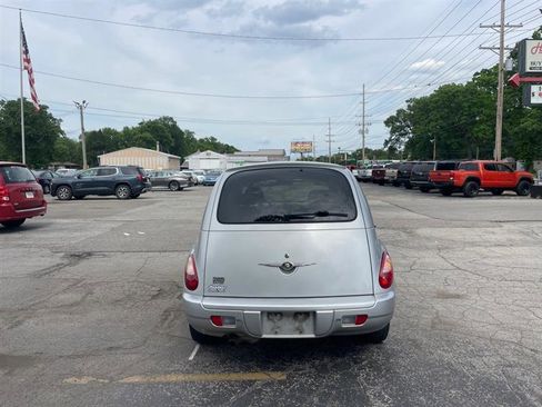 Used 2006 Chrysler PT Cruiser Touring FWD image 6