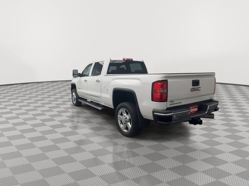Used 2015 GMC Sierra 2500 SLT w/ Duramax Plus Package image 2