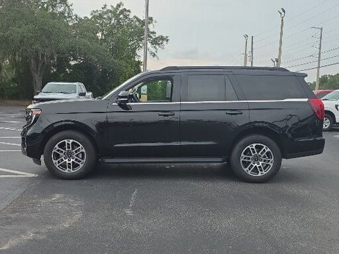 Certified 2025 Ford Expedition Active RWD image 6