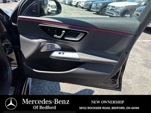 New 2026 Mercedes-Benz E 53 AMG e 4MATIC Sedan image 24
