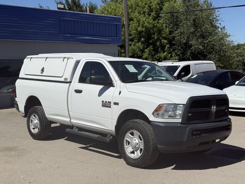 Used 2016 RAM 2500 Tradesman w/ Power & Remote Entry Group AWD/4WD image 2