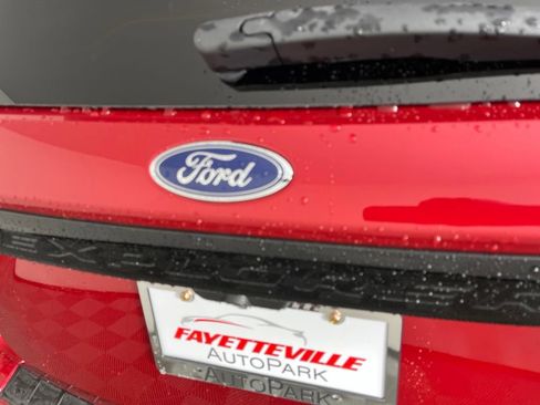 Used 2022 Ford Explorer ST w/ Equipment Group 401A AWD/4WD image 13