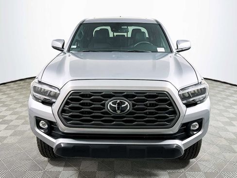 Used 2021 Toyota Tacoma TRD Off-Road w/ TRD Premium Off Road Package image 2