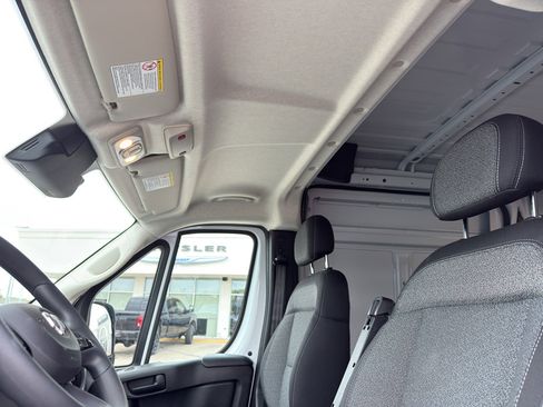 New 2026 RAM ProMaster 3500 w/ Convenience Group image 23