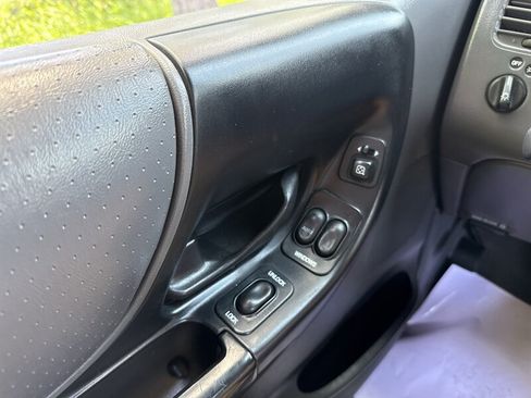 Used 2001 Ford Ranger XLT AWD/4WD image 37