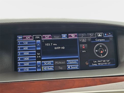 Used 2014 Lexus LS 460 w/ Comfort Package image 25