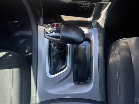 Used 2022 Dodge Charger GT RWD image 16