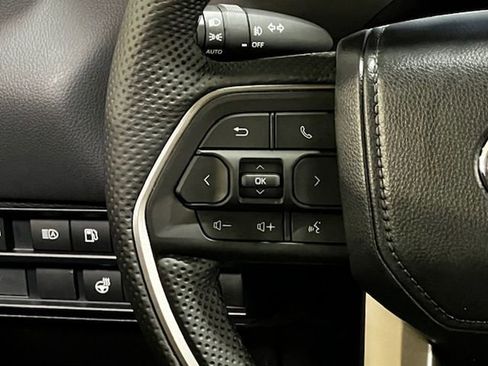 New 2025 Toyota Tundra Limited image 28