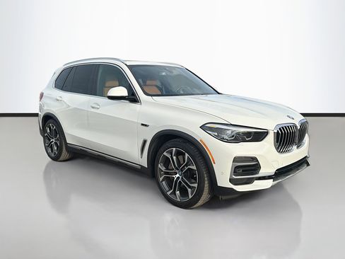 Used 2022 BMW X5 xDrive45e w/ Luxury Seating Package image 1