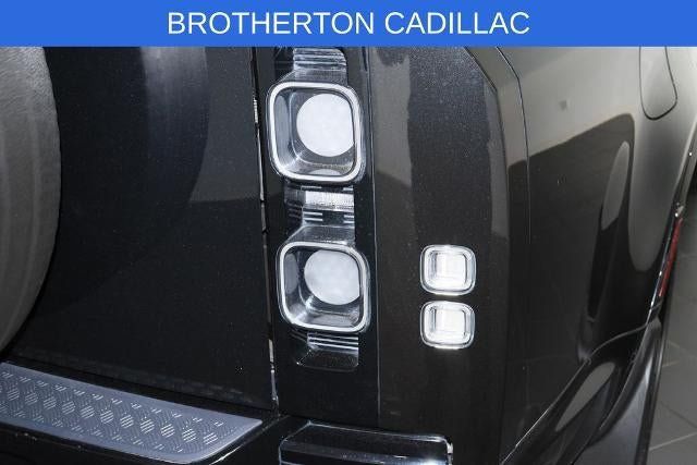 Used 2025 Land Rover Defender 130 V8 AWD/4WD image 14