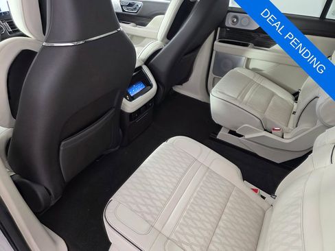 Used 2023 Lincoln Navigator Black Label AWD/4WD image 16