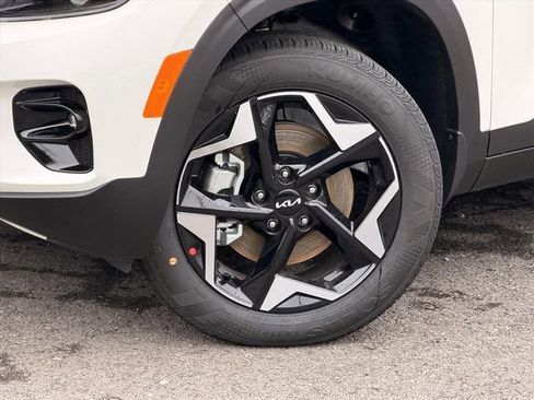 New 2026 Kia Seltos S AWD/4WD image 26