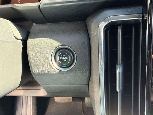 Certified 2025 GMC Acadia Elevation image 27