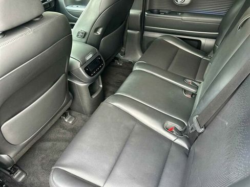 Used 2026 Hyundai Ioniq 9 SEL AWD/4WD image 14