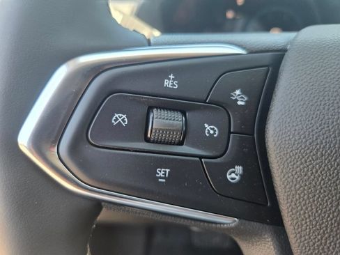 New 2026 Chevrolet Trax LT w/ LT Convenience Package FWD image 16