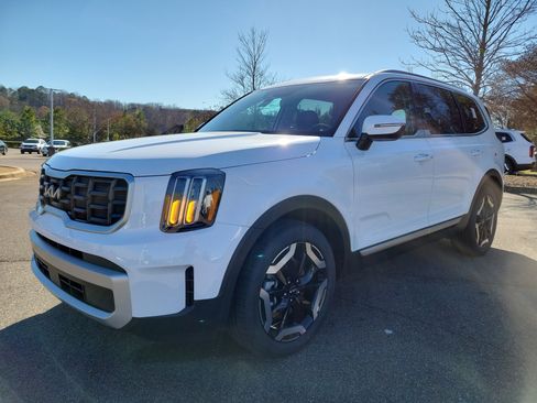 New 2025 Kia Telluride S image 23