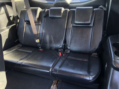 Used 2019 Toyota Highlander XLE image 31