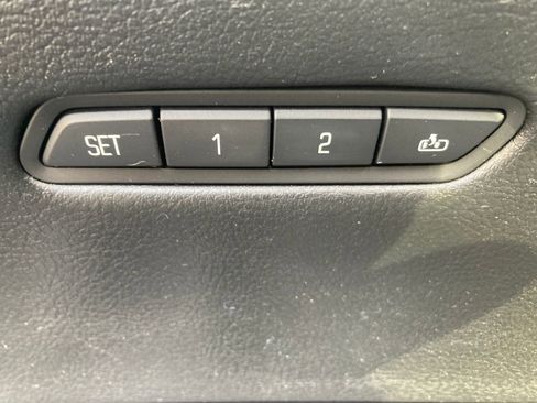 Used 2017 Cadillac XT5 Luxury image 43