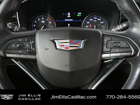 Certified 2022 Cadillac XT6 Premium Luxury w/ Technology Package image 10