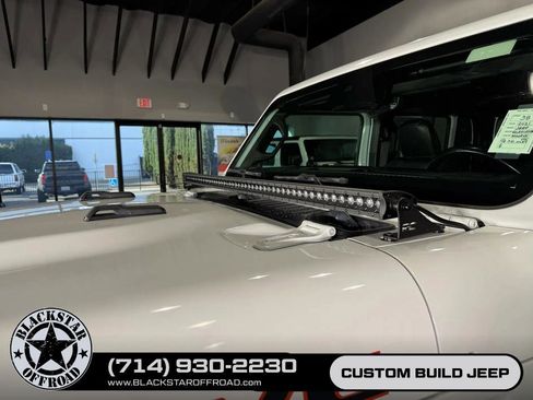 Used 2021 Jeep Gladiator Mojave AWD/4WD image 7