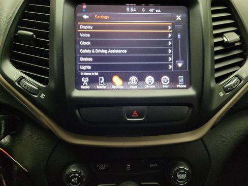 Used 2016 Jeep Cherokee Latitude image 25