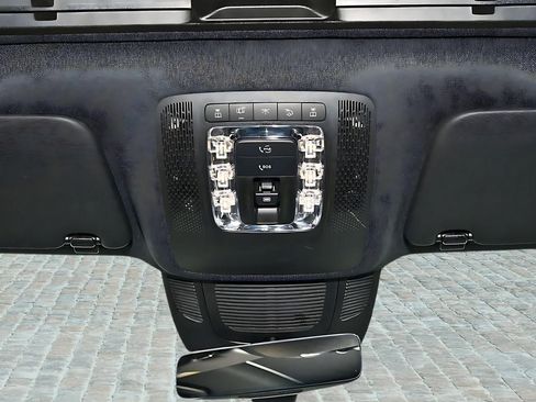 Used 2024 Mercedes-Benz GLE 450e 4MATIC image 23
