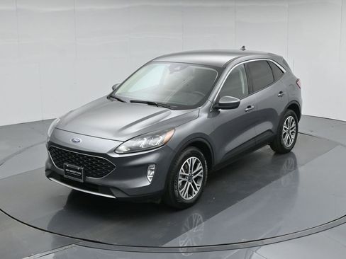 Certified 2022 Ford Escape SEL AWD/4WD image 38