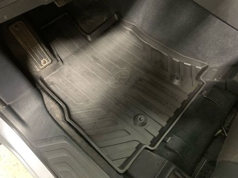 Used 2019 Subaru Ascent Premium image 23