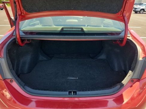 Used 2015 Toyota Corolla S FWD image 38