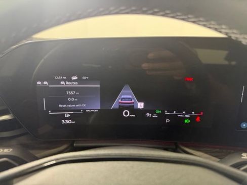 Used 2025 Audi Q5 Premium w/ Convenience Package AWD/4WD image 14
