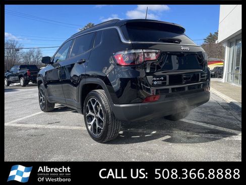 New 2025 Jeep Compass Limited w/ Sun & Sound Group image 3